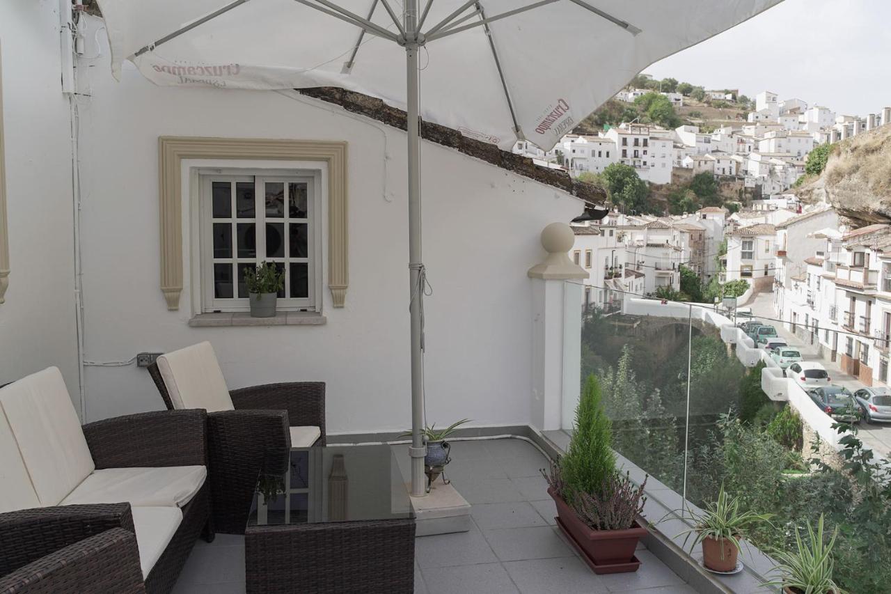 Casa Rural Las Cuevas De Setenil Setenil de las Bodegas Kültér fotó